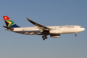 South African Airways Airbus A330-243 (ZS-SXW) at  Johannesburg - O.R.Tambo International, South Africa