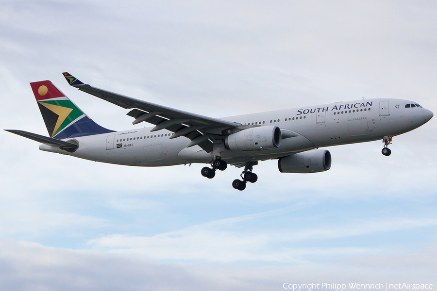 South African Airways Airbus A330-243 (ZS-SXX) | Photo 116232