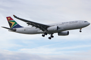 South African Airways Airbus A330-243 (ZS-SXX) at  London - Heathrow, United Kingdom