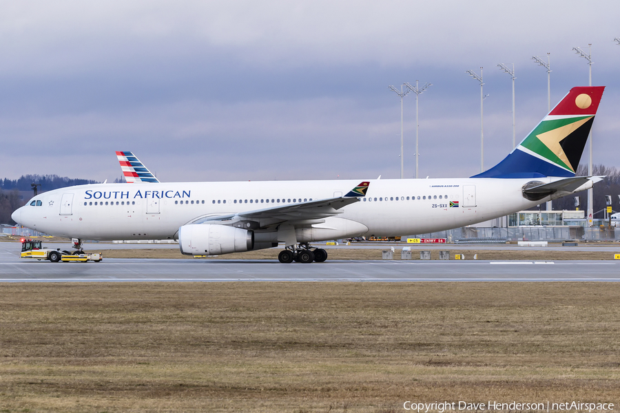 South African Airways Airbus A330-243 (ZS-SXX) | Photo 374093