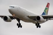 South African Airways Airbus A330-243 (ZS-SXY) at  Sao Paulo - Guarulhos - Andre Franco Montoro (Cumbica), Brazil