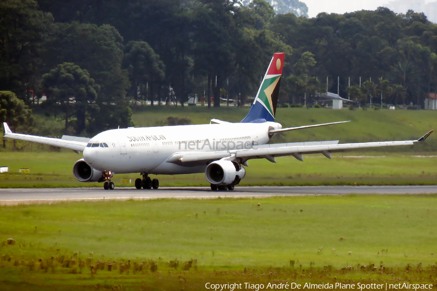 South African Airways Airbus A330-243 (ZS-SXY) | Photo 401943