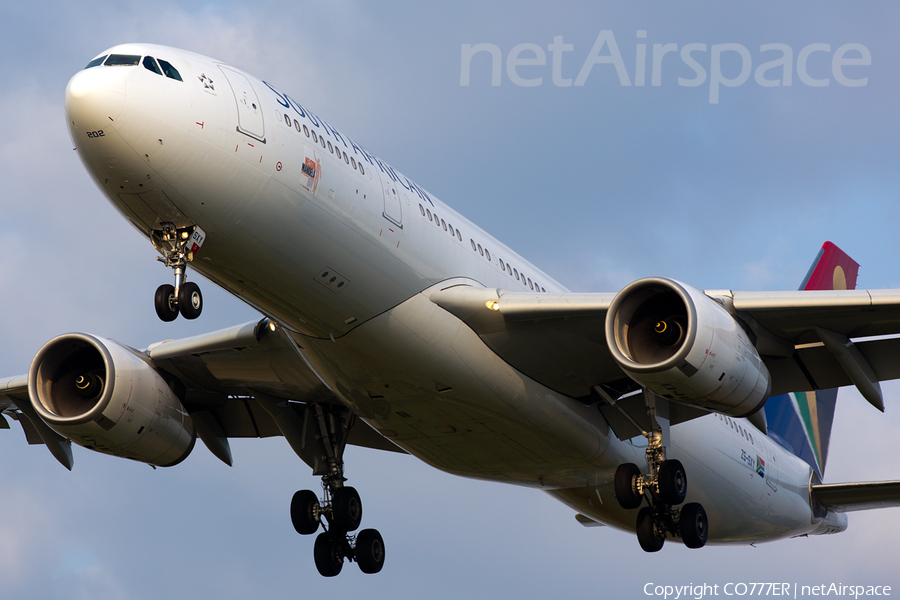 South African Airways Airbus A330-243 (ZS-SXY) | Photo 54424