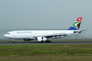 South African Airways Airbus A330-243 (ZS-SXZ) at  Sao Paulo - Guarulhos - Andre Franco Montoro (Cumbica), Brazil