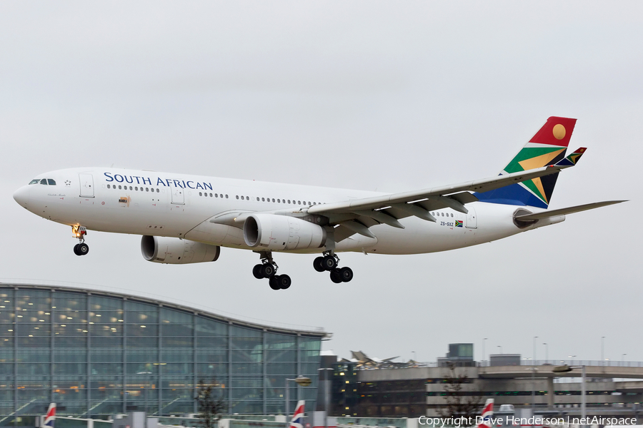 South African Airways Airbus A330-243 (ZS-SXZ) | Photo 102679