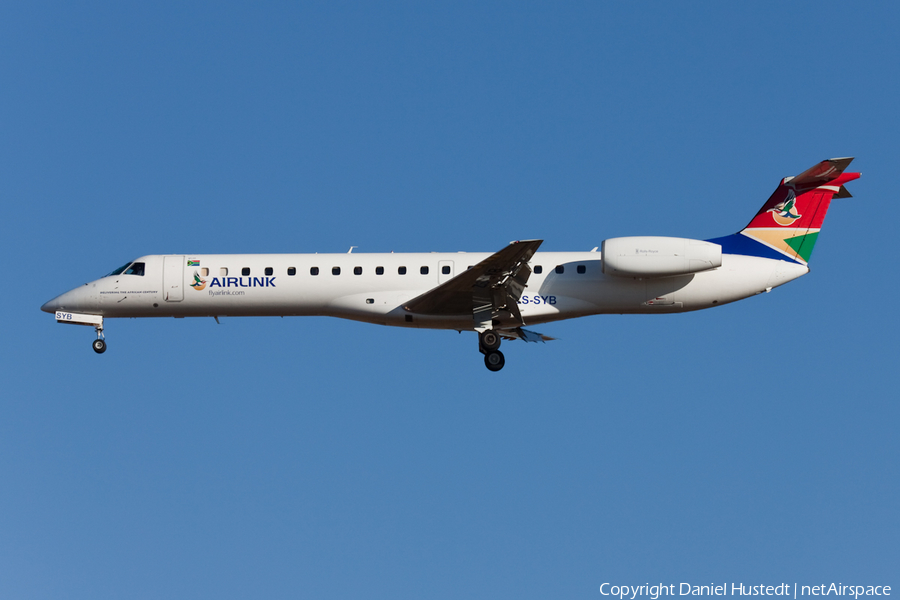 Airlink Embraer ERJ-145MP (ZS-SYB) | Photo 425945