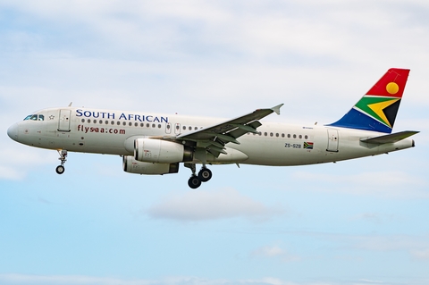 South African Airways Airbus A320-232 (ZS-SZB) at  Mauritius - Sir Seewoosagur Ramgoolam International, Mauritius
