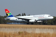 South African Airways Airbus A320-232 (ZS-SZD) at  Johannesburg - O.R.Tambo International, South Africa