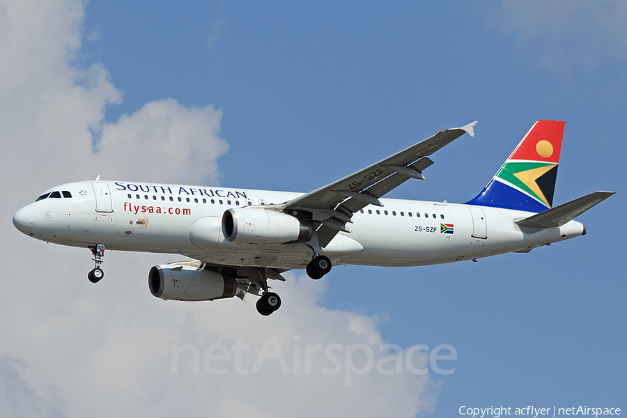 South African Airways Airbus A320-232 (ZS-SZF) | Photo 152207