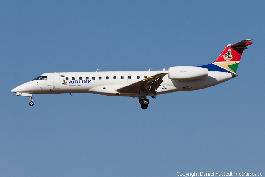 South African Airlink Embraer ERJ-135LR (ZS-TCE) | Photo 444992