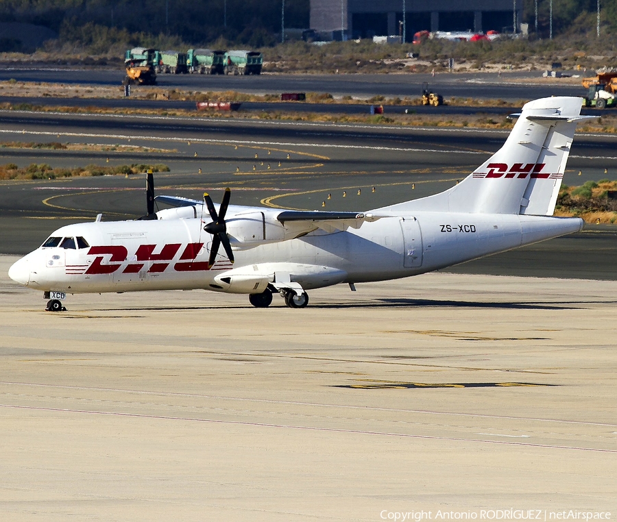 DHL (Solenta Aviation) ATR 42-300(F) (ZS-XCD) | Photo 176509