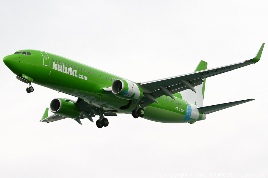 Kulula Boeing 737-8LD (ZS-ZWB) | Photo 129504