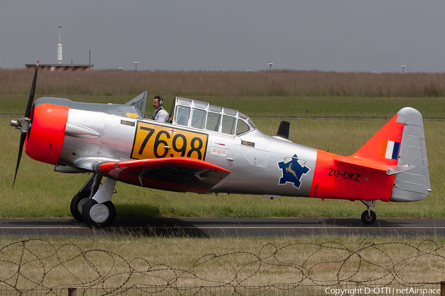 (Private) North American AT-6C Texan (ZU-DKZ) | Photo 247283