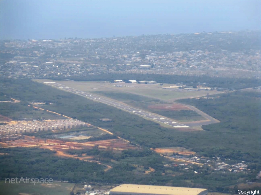Aviation photo 671655