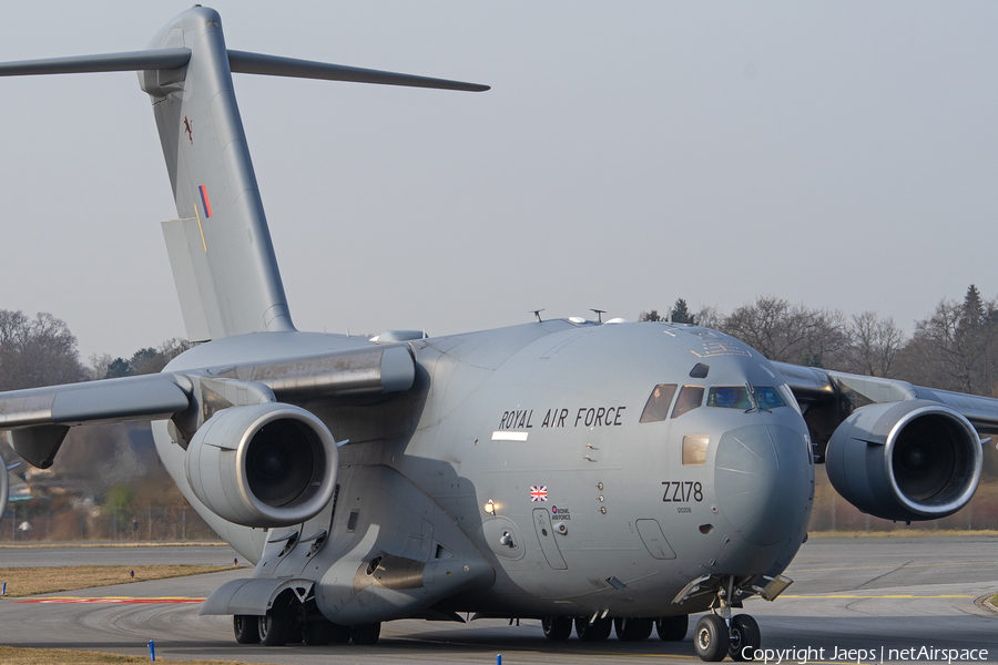 Royal Air Force Boeing C-17A Globemaster III (ZZ178) | Photo 434662