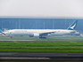 Cathay Pacific Boeing 777-367 (B-HNP)