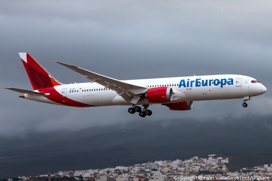 Aviation photo 679904